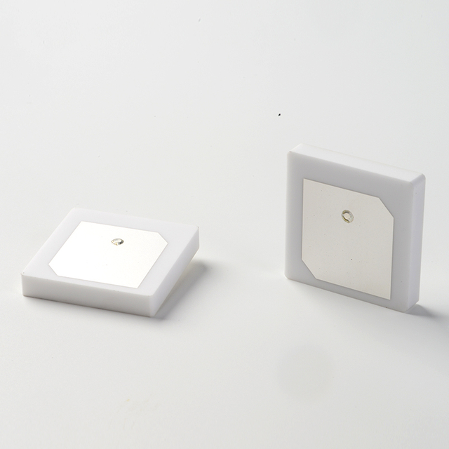 GNSS Patch Antenna