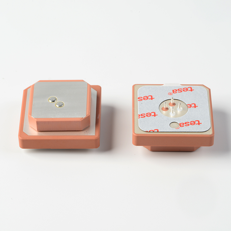 GNSS Patch Antenna